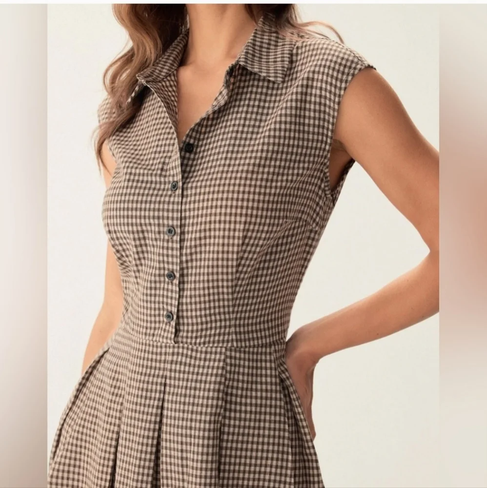 NWT Rihoas Brown Plaid Button Pleated Midi Dress - Picture 9 of 17